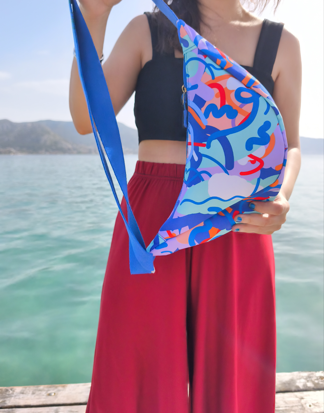 Cross body bag in blue shades