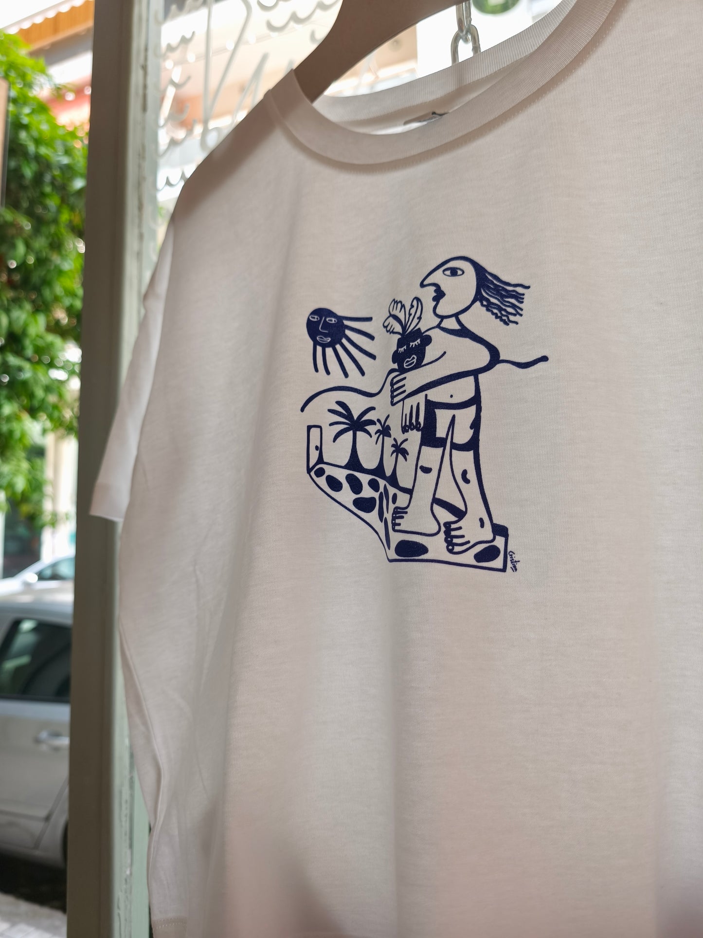 Spring girl T-Shirt is here 🌞 Blue crop top