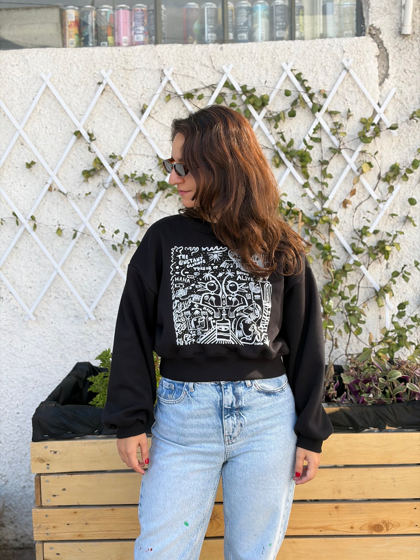 Crop Sweater Alive