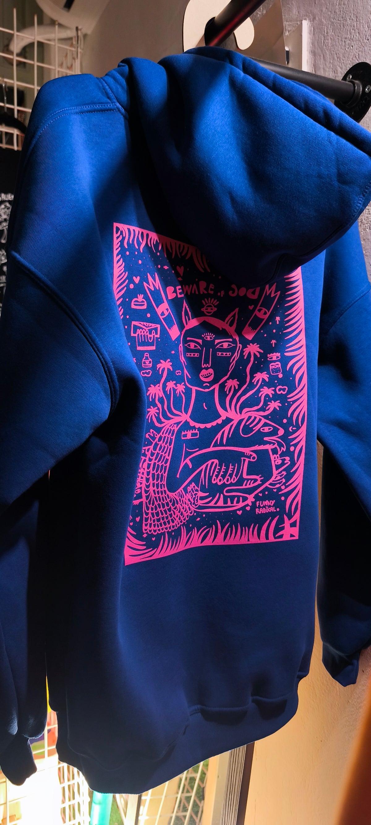 Hoodie Beware of the Dog  🔵
