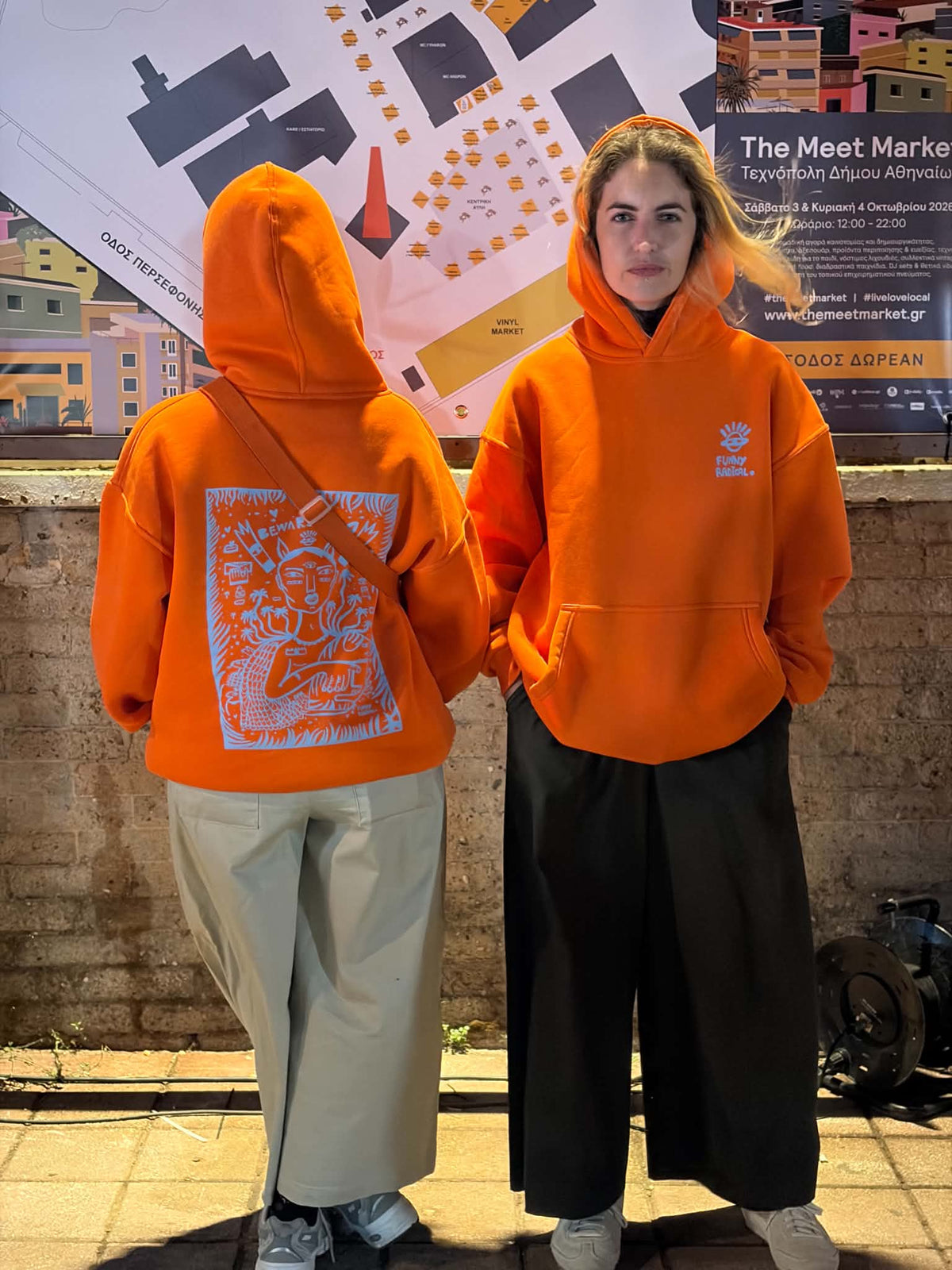 Hoodie Beware of the dog 🧡