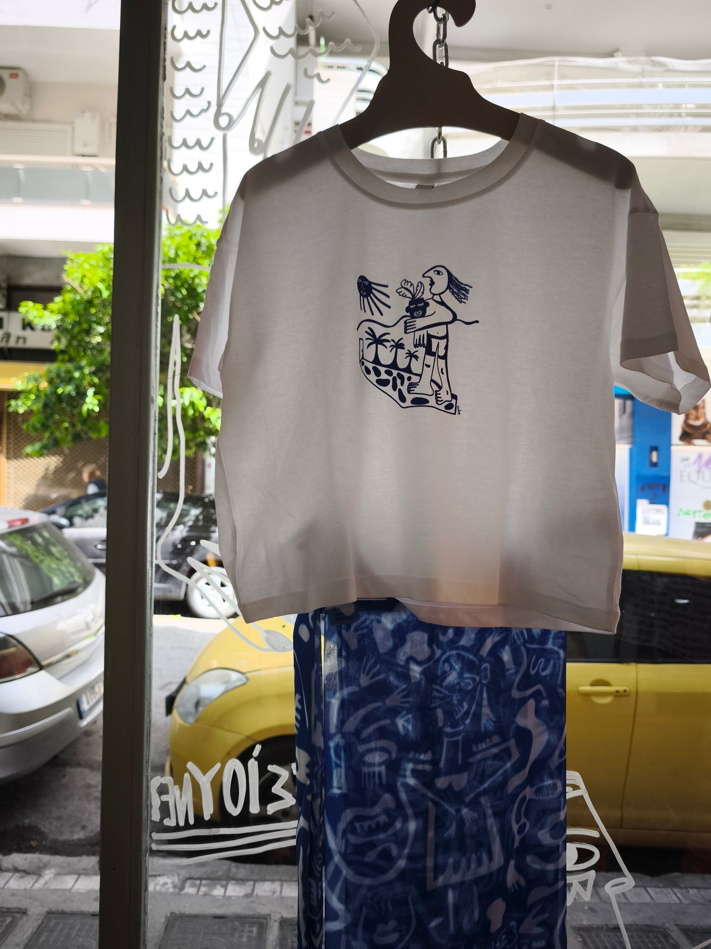 Spring girl T-Shirt is here 🌞 Blue crop top